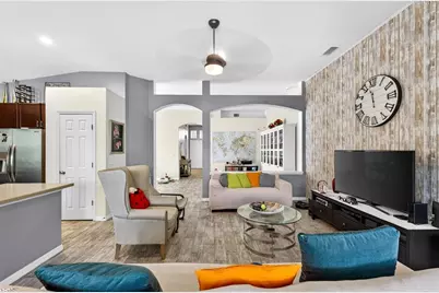 11013 Rockledge View Drive, Riverview, FL 33579 - Photo 9