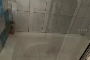 7242 Lynnwood Ave N, Saint Petersburg, FL 33710 - Photo 9