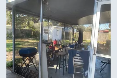 7242 Lynnwood Avenue N, Saint Petersburg, FL 33710 - Photo 17