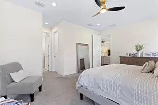 12643 Shetland Walk Dr, Lithia, FL 33547 - Photo 15