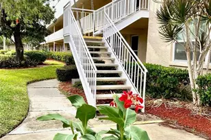 10032 65th Ave N, Saint Petersburg, FL 33708 - Photo 3