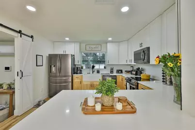 4703 W Wallace Avenue, Tampa, FL 33611 - Photo 9