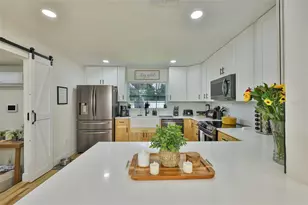 4703 W Wallace Ave, Tampa, FL 33611 - Photo 9