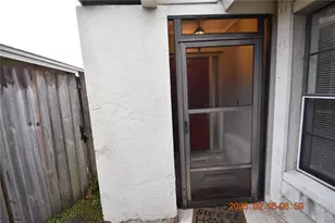 11375 Brookgreen Dr, Tampa, FL 33624 - Photo 41