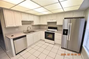 11375 Brookgreen Dr, Tampa, FL 33624 - Photo 13