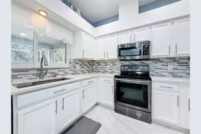 380 Rosalind Lane, Oldsmar, FL 34677 - Photo 17