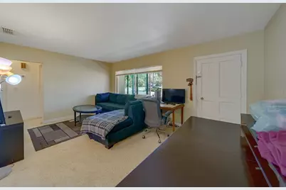 1300 S Hillcrest Avenue, Clearwater, FL 33756 - Photo 3