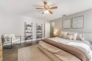 106 Winston Manor Cir, Seffner, FL 33584 - Photo 9