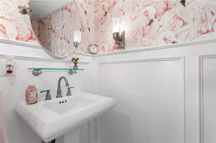 1237 Brightwaters Blvd NE, Saint Petersburg, FL 33704 - Photo 75