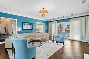 1237 Brightwaters Blvd NE, Saint Petersburg, FL 33704 - Photo 13