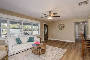 6160 22nd Ave N, Saint Petersburg, FL 33710 - Photo 5