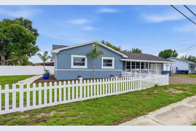 6160 22nd Avenue N, Saint Petersburg, FL 33710 - Photo 1