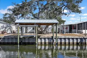 108 N St George Cir, Apollo Beach, FL 33572 - Photo 19