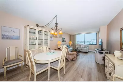 6218 Palma Del Mar Boulevard S #507, Saint Petersburg, FL 33715 - Photo 7