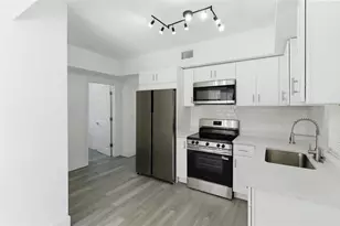 1817 E Yukon St, Tampa, FL 33604 - Photo 7