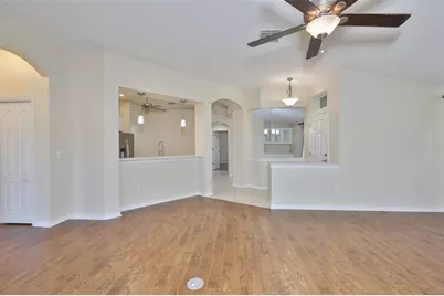 2119 Grantham Greens Drive, Sun City Center, FL 33573 - Photo 13