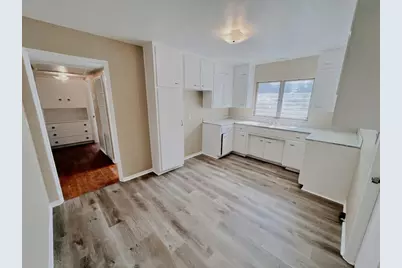 318 Carey Place, Lakeland, FL 33803 - Photo 5