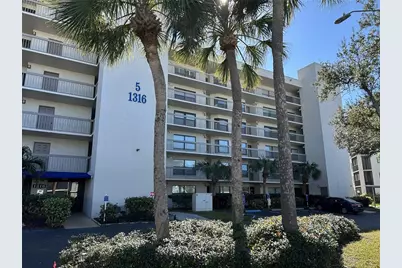 1316 Pasadena Avenue S #202, South Pasadena, FL 33707 - Photo 1