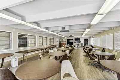 9945 47th Avenue #206, Saint Petersburg, FL 33708 - Photo 43