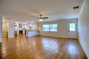 555 54th St N, Saint Petersburg, FL 33710 - Photo 7