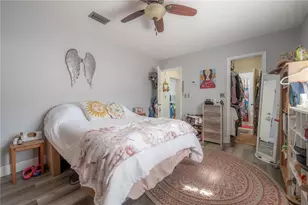 8812 Bay Pointe Dr, Tampa, FL 33615 - Photo 11
