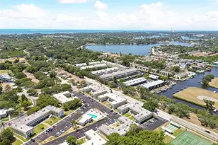 2501 Oak Cir, Tarpon Springs, FL 34689 - Photo 45