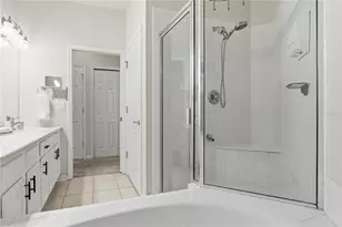 2111 Carriage Ln, Clearwater, FL 33765 - Photo 13