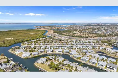 708 Pinckney Drive, Apollo Beach, FL 33572 - Photo 65