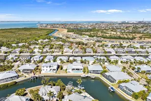 708 Pinckney Dr, Apollo Beach, FL 33572 - Photo 57