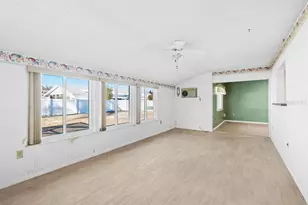 1617 Vincennes Dr, Sun City Center, FL 33573 - Photo 25