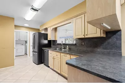 1617 Vincennes Drive, Sun City Center, FL 33573 - Photo 7