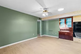 1617 Vincennes Dr, Sun City Center, FL 33573 - Photo 13