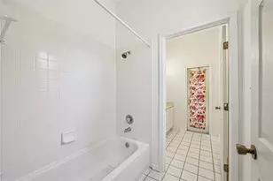 918 Academy Dr, Brandon, FL 33511 - Photo 37