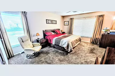 9245 35th Way N, Pinellas Park, FL 33782 - Photo 21