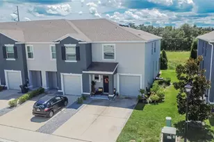 8647 Falling Blue Pl, Riverview, FL 33578 - Photo 3