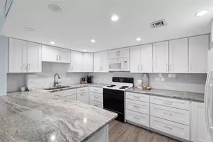 1430 Gulf Blvd, Clearwater Beach, FL 33767 - Photo 9