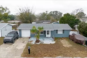 9731 Rainbow Ln, Port Richey, FL 34668 - Photo 5