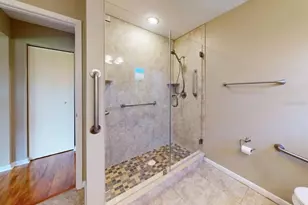 2110 W View Dr, Sun City Center, FL 33573 - Photo 31