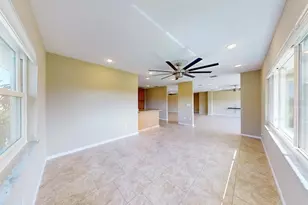 2110 W View Dr, Sun City Center, FL 33573 - Photo 17