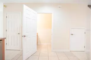 5828 Nature Terrace Cove, Tampa, FL 33617 - Photo 13
