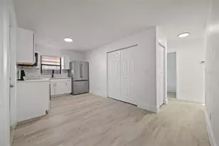 3638 14th Ave S, Saint Petersburg, FL 33711 - Photo 11