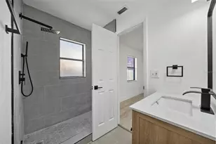 3638 14th Ave S, Saint Petersburg, FL 33711 - Photo 21