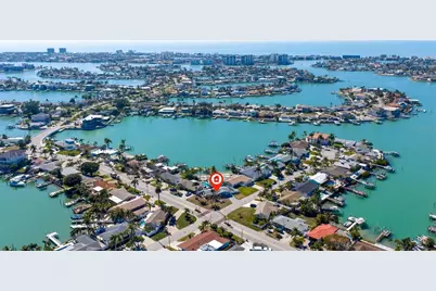 7906 4th Avenue S, Saint Petersburg, FL 33707 - Photo 3