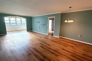 5130 Brittany Dr S, Saint Petersburg, FL 33715 - Photo 3