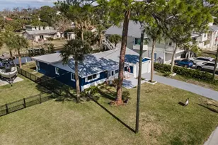 5433 Bluepoint Dr, Port Richey, FL 34668 - Photo 3