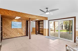 2299 Lagoon Dr, Dunedin, FL 34698 - Photo 41