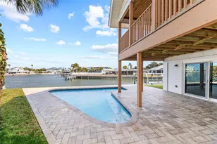 2299 Lagoon Dr, Dunedin, FL 34698 - Photo 51