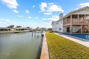 2299 Lagoon Dr, Dunedin, FL 34698 - Photo 55