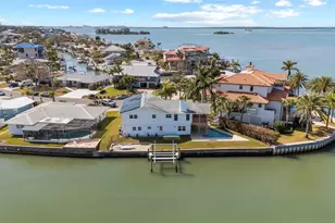 2299 Lagoon Dr, Dunedin, FL 34698 - Photo 63