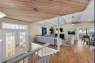 2299 Lagoon Dr, Dunedin, FL 34698 - Photo 7